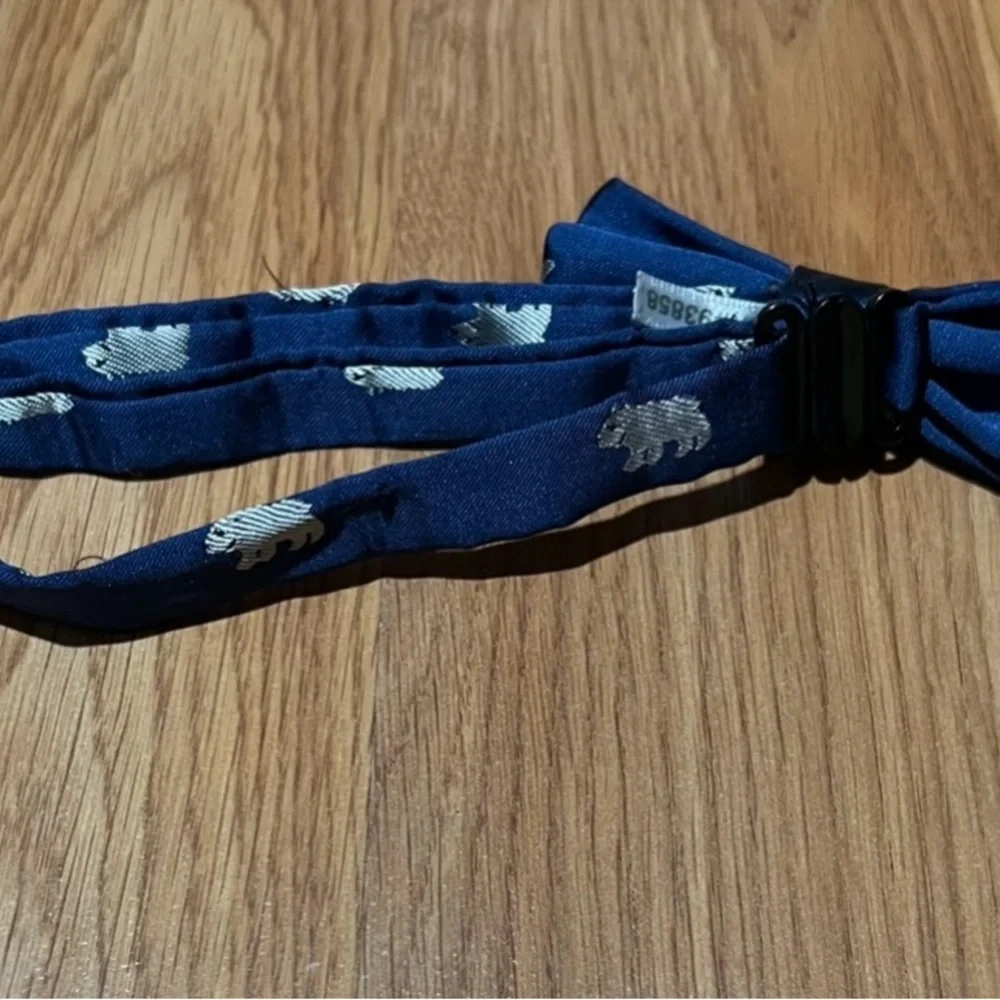 Toddler boy bear Bow tie